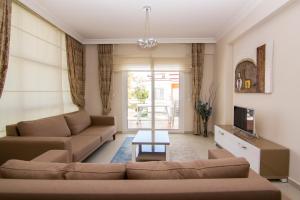Posezení v ubytování Körfez Garden Apartments