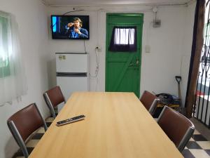 TV a/nebo společenská místnost v ubytování La Casita de Monte