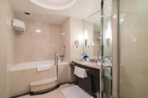 Koupelna v ubytování JR Hotel Clement Takamatsu