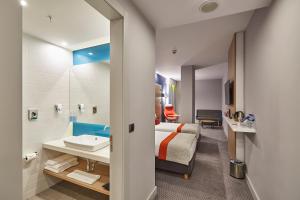 Koupelna v ubytování Holiday Inn Express - Istanbul - Atakoy Metro by IHG