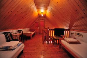 Foto dalla galleria di Arbel Holiday Homes ad Arbel Altre 67 foto