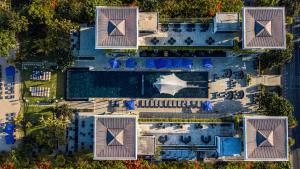 Bazén v ubytování The Sakala Resort Bali All Suites nebo v jeho okolí