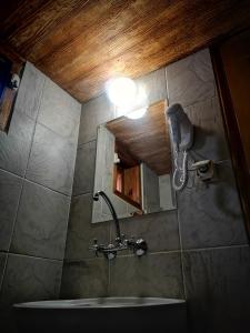 Koupelna v ubytování Guest House Zlatniyat Telets + 32 fotografií
