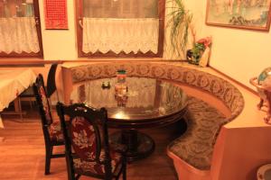 Posedenie v ubytovaní Pension & Restaurant TsingDao