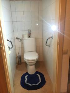 Kúpeľňa v ubytovaní Katarina's cozy bungalov