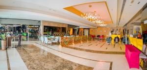 Restaurace v ubytování Greens Hotel & Suites