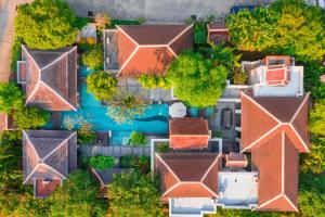 Luxury Thai Style Swimming Pool Villa, Private housekeeper,6 Bedrooms内部或周边的泳池