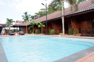 Bazén v ubytování Banpu Resort Trat nebo v jeho okolí
