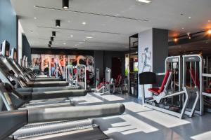 Fitness centrum a/nebo fitness zařízení v ubytování Centro Yas Island-by Rotana