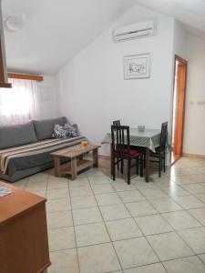 Posedenie v ubytovaní Apartments Branko