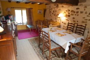 Posezení v ubytování L'Ancien Presbytère Chambres D'hote ou Gite