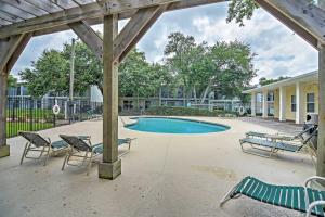 The swimming pool at or close to Ocean Springs Condo in Waterfront Resort!
