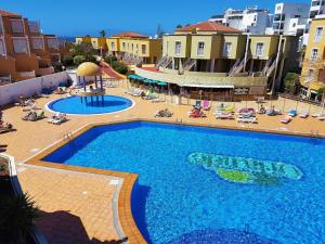 The swimming pool at or close to Orlando very nice apartment by AltamarHomes