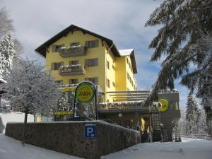 Hotel Zarja durante l'inverno