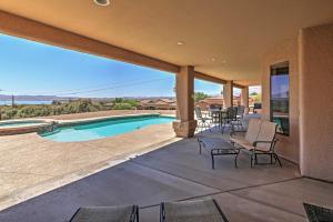 Bazén v ubytování Private Pool Mtn-View Lake Havasu City Retreat nebo v jeho okolí
