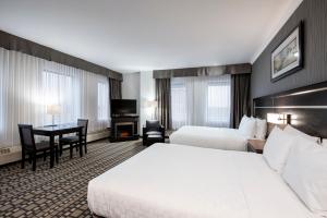 Clarion Hotel & Suites