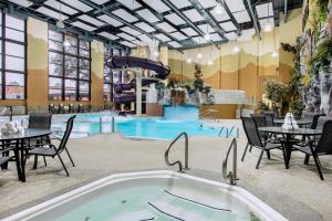 Clarion Hotel & Suites