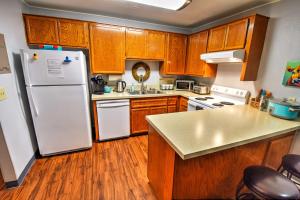 Φωτογραφία από το άλμπουμ του Convenient and Modern Fairbanks Apt - 2 Mi to Dtwn! σε Φέρμπανκς