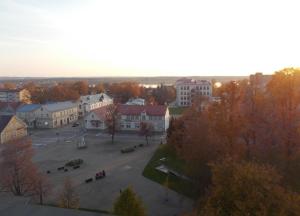 a view of a town with a park and buildings at Pilve apartment in Võru