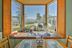 Gallery image of A Room with a View Peaceful Retreat on PoW in Coffman Cove