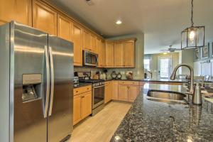 Ảnh trong thư viện ảnh của Townhome with Amenities 4 Miles to Bethany Beach! ở Millville +25 ảnh