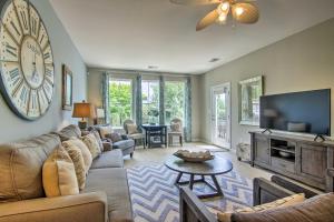 Ảnh trong thư viện ảnh của Townhome with Amenities 4 Miles to Bethany Beach! ở Millville