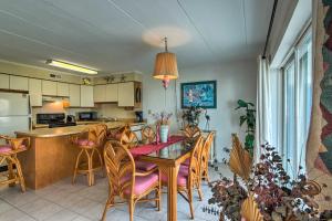 Billede fra billedgalleriet på Walk to the Beach Ocean City Condo with Balcony i Ocean City