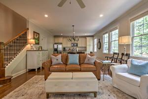 Billede fra billedgalleriet på Lake Oconee Cottage with Porch-Special Masters Rate! i Greensboro