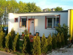 Vonkajšia záhrada v ubytovaní Apartman Nóra