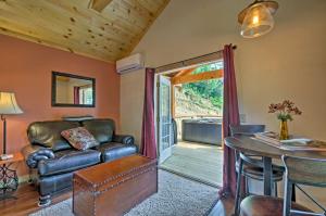 Bryson City Studio with Hot Tub - Near Nantahala!