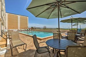 Piscina a Oceanfront St Augustine Studio with Pool Access! o a prop