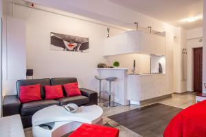 Gallery image of Studio Residence Militari M6 in Roşu