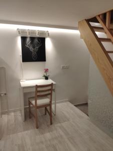 Zdjęcie z galerii obiektu Cozy Apartment Malasaña FREE Parking w Madrycie