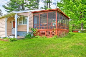 Gallery image of Mayfield Home with Private Dock on Lake Sacandaga! in Broadalbin