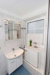 Kupaonica u objektu Haus Lasse
