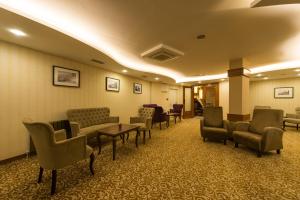 Posezení v ubytování Cesmeli Konak Hotel Silivri