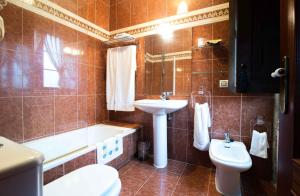 Ένα μπάνιο στο Pazo Da Fraga +34 φωτογραφίες