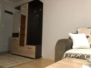 Istumisnurk majutusasutuses Apartmani Sredojevic
