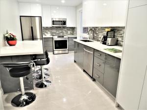 Dapur atau dapur kecil di iResidence in Toronto - Fantastic Vacation Home