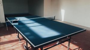 Stolní tenis v ubytování More than Sleep Hostel Pak Chong-Khao yai nebo okolí