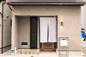 福岡市にあるMUSUBI HOTEL MACHIYA Naraya-machi 2のギャラリーの写真
