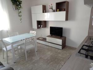 Μια τηλεόραση ή/και κέντρο ψυχαγωγίας στο acqua di mare