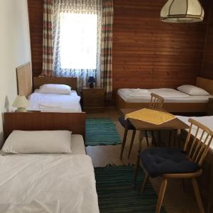 Postel nebo postele na pokoji v ubytování Klammer Gasthof