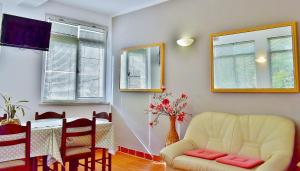 Posedenie v ubytovaní Apartman Balen J.