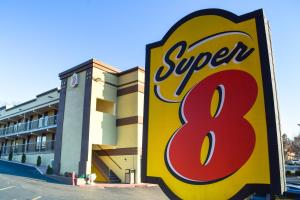 Super 8 Downtown Raleigh
