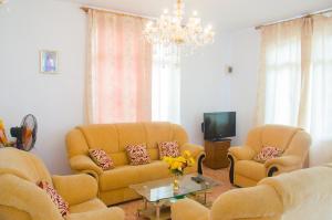 Posezení v ubytování La Caverna House