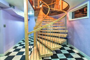 安克雷奇Downtown Anchorage Home, 1 Block to Coastal Trail!的相册照片