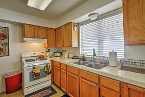 Las Vegas Home in Quiet Area - By Golfing and Hiking
