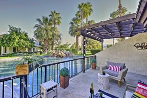 Imagen de la galería de Palm Springs Townhome with Pool and Golf Access!, en Palm Springs