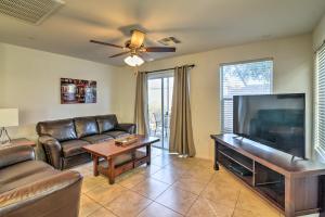 Charming Las Vegas Home by Golf Courses and Casinos!